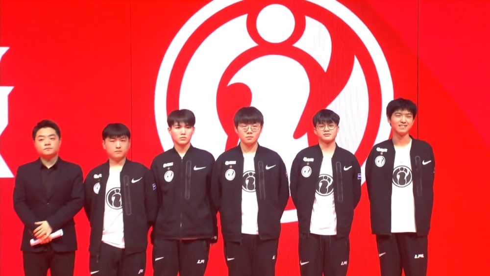 惊艳开场但 惊艳开场但