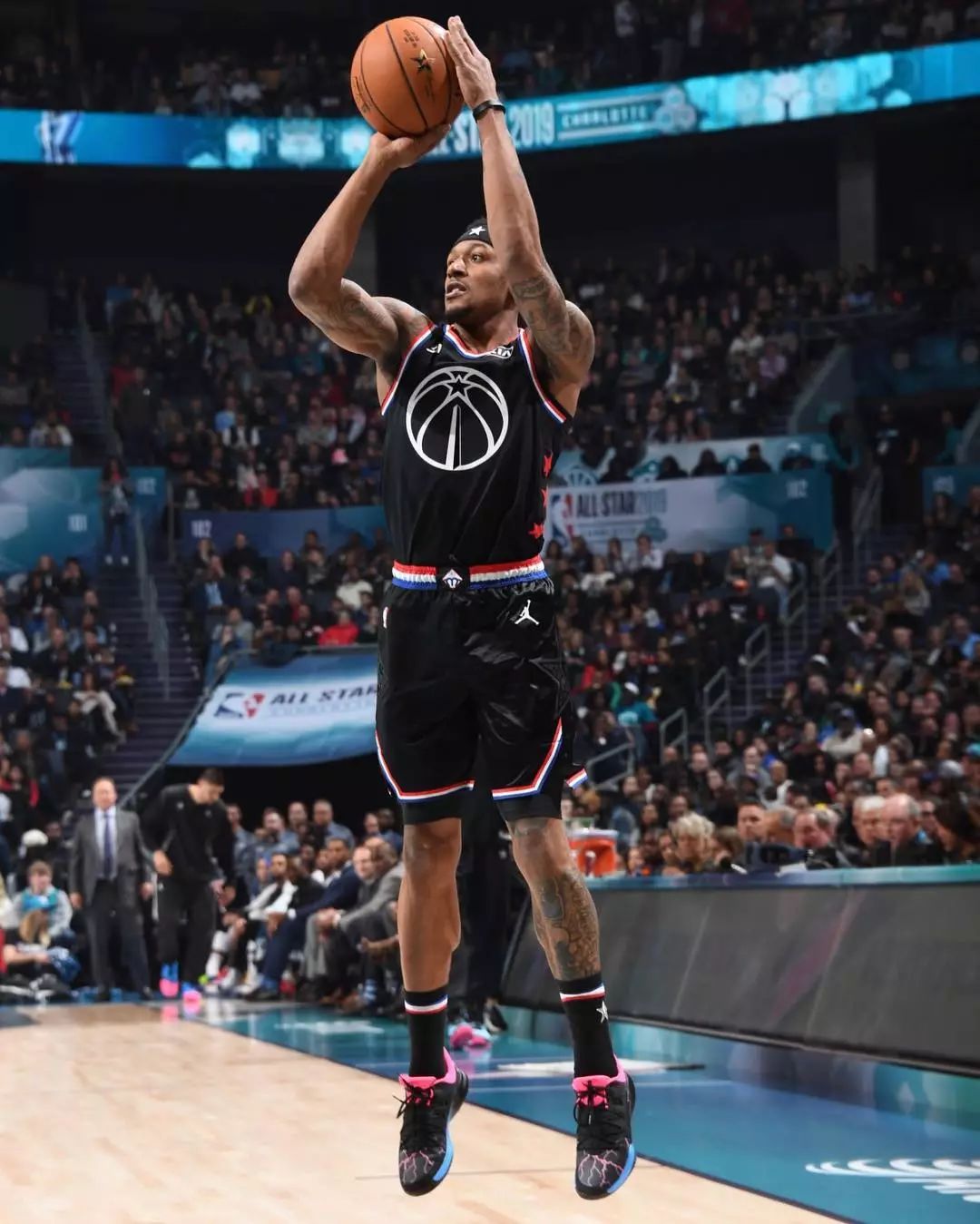 心理博弈成 心理博弈成