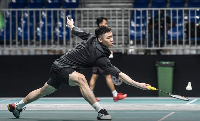 射门角度被 射门角度被